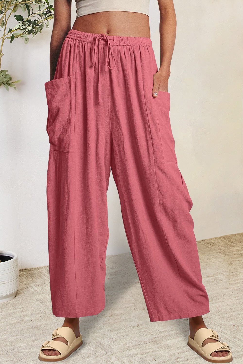 Pantalones anchos con cordón y bolsillos de tamaño completo