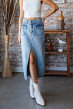 Veveret Slit Mid Rise Waist Denim Skirt