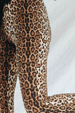 Pantalones acampanados con estampado de leopardo