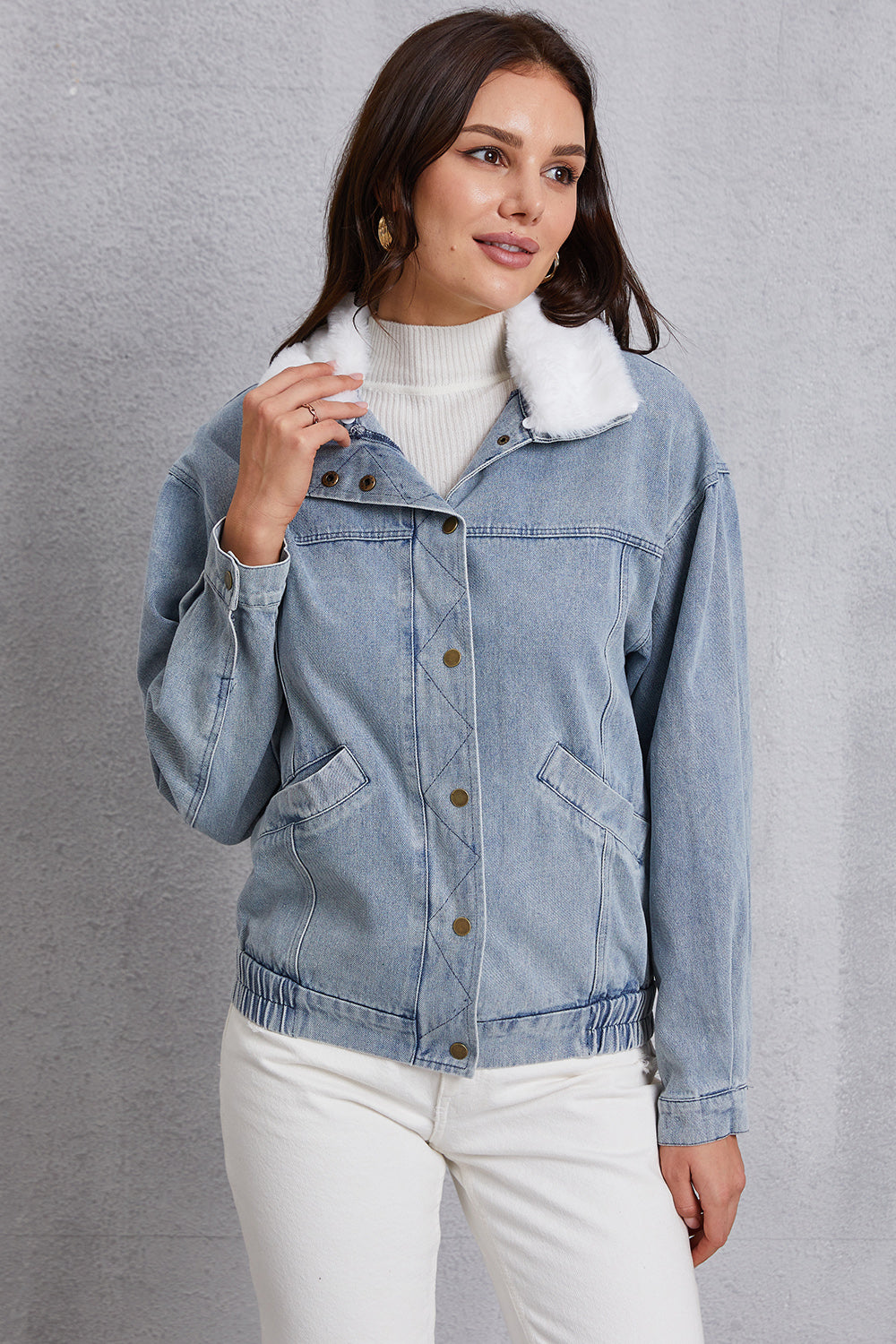 Snap Down Collared Neck Denim Jacket